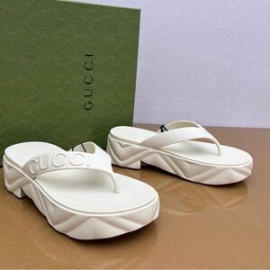Gucci Women's Cream Sandals